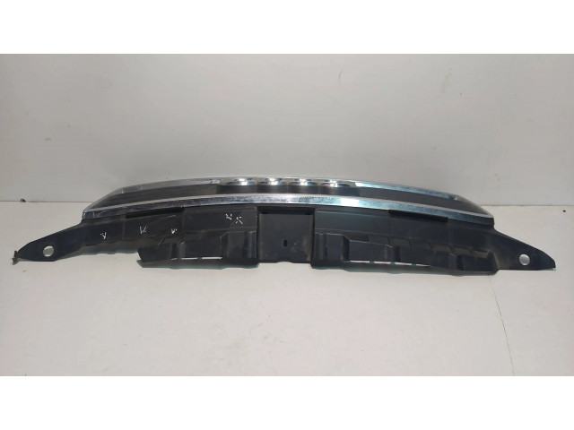 Передняя решётка Audi A3 S3 8P 2003-2012 года 8P3853651      