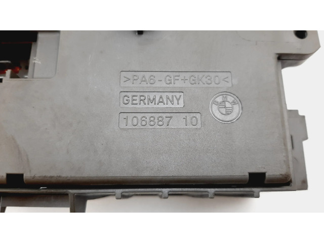   Pojistková skříňka 911944604, 10688710   BMW X1 E84 2010