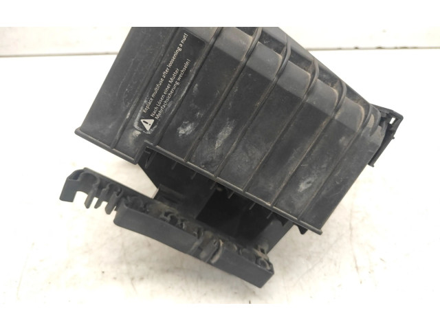 Блок предохранителей  1K0937629A, 1K0937132F   Volkswagen Golf Plus    
