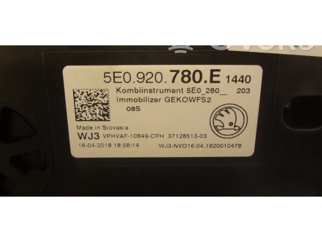 Přístrojová deska  Skoda Octavia Mk3 (5E) 2018 5E0920780E  