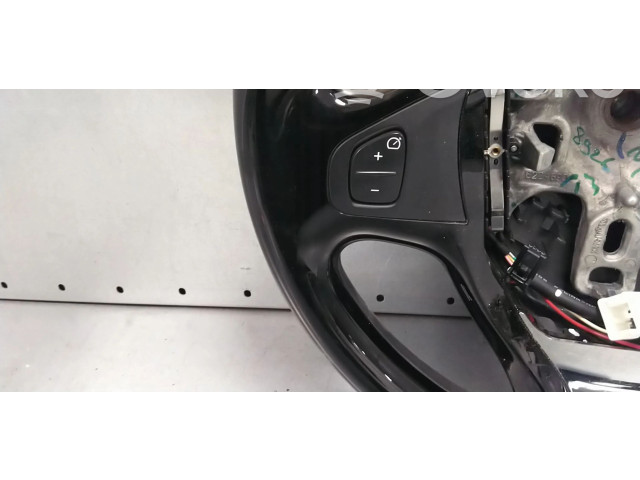 Volant Renault Captur 2014 484006599R  