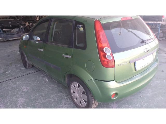 Задний фонарь  10876    Ford Fiesta   2000-2001 года