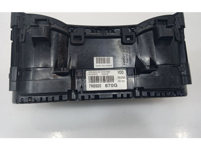 Přístrojová deska  Seat Alhambra (Mk2) 2010 7N5920870G  