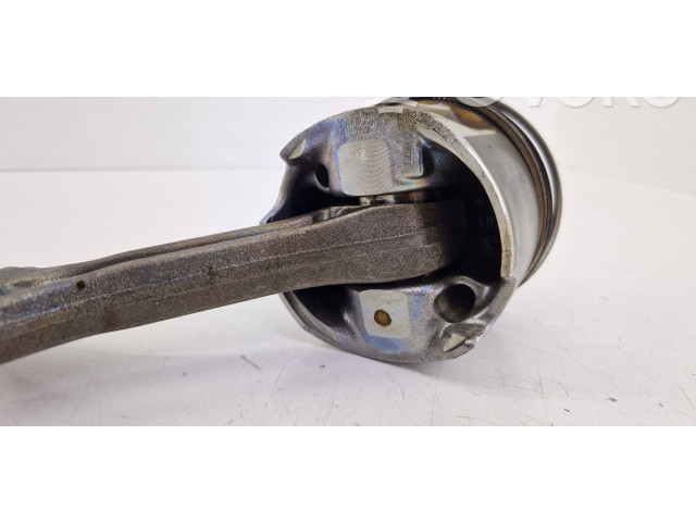 Píst 059AP, CDYA   Audi A6 S6 C6 4F    CDY 