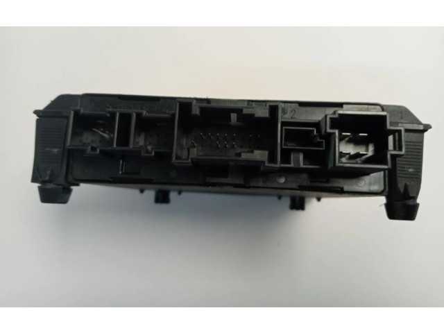Řídící jednotka 2038206526   Mercedes-Benz C W203 