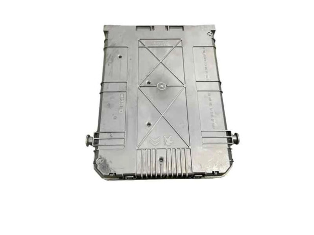   Pojistková skříňka 9807531680   Peugeot 2008  2013