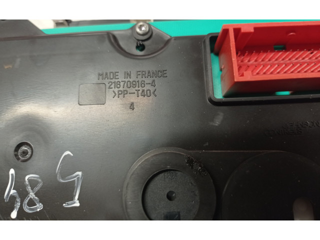 Панель приборов 216709164, P8200279060D   Renault Trafic II (X83)       