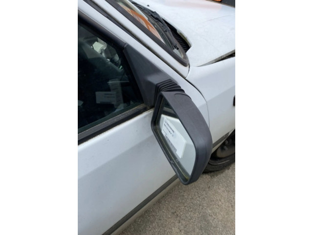 Zpětné zrcátko  Peugeot 205 1997  8148A3  