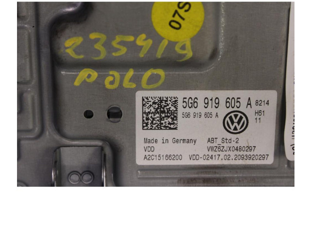 Дисплей    07S, 235419   Volkswagen Polo VI