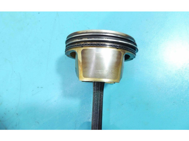 Píst 272947, IMPRK1340427   Mercedes-Benz C W204     