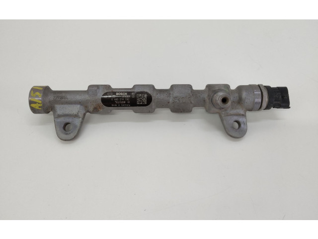 Vstřikovací lišta 55215208, 55215208   Alfa Romeo Giulietta     