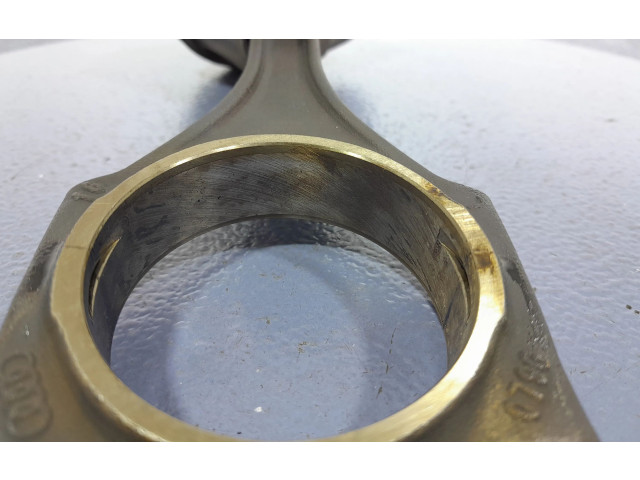 Píst 84L103, 84L103   Audi A6 S6 C6 4F    BDX 