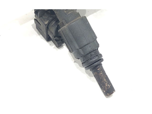 Топливная рампа 06A133681F   Volkswagen Sharan  