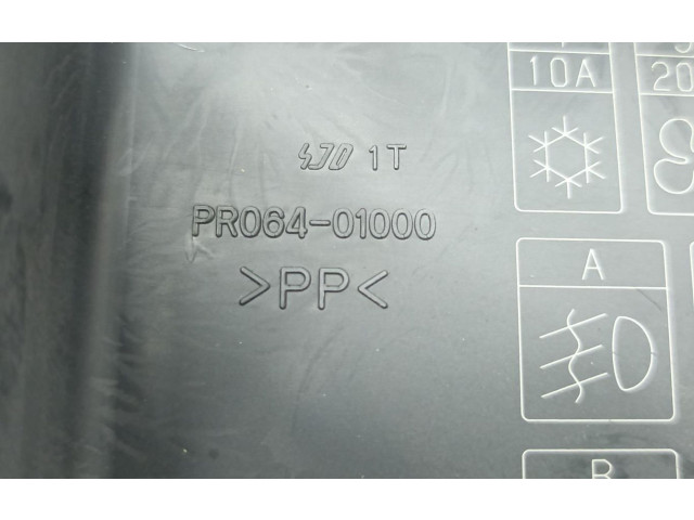   Pojistková skříňka PR06900000   Mitsubishi L200 2010