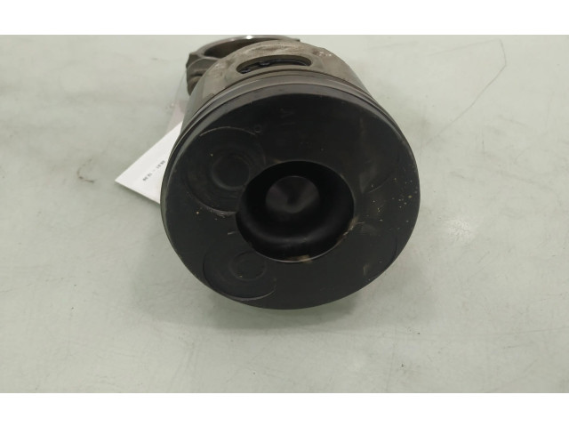 Píst C54   KIA Carnival  pro naftový motor 2.9  