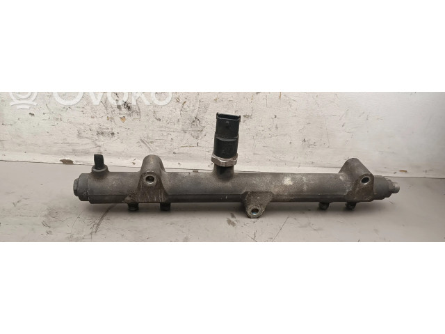 Vstřikovací lišta 0445214041, 0281002398   Chrysler Voyager  pro naftový motor 2.8  