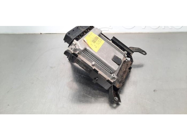 Řídící jednotka 8W0907115Q   Audi A4 S4 B9 8W 2019