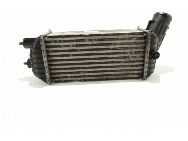 Интеркулер  9674720580   Nissan Primastar 2.0