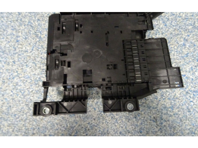 Блок предохранителей 7P0937548   Volkswagen Touareg II    