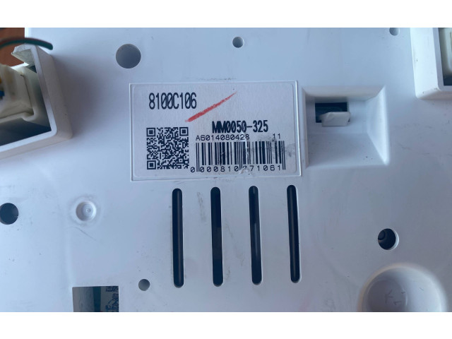 Přístrojová deska  Mitsubishi L200 2014 8100C106, MM0050325  