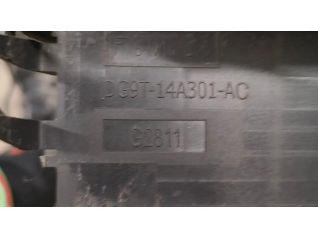 Блок предохранителей  DG9T14A301AC, G2811   Ford Fusion II    