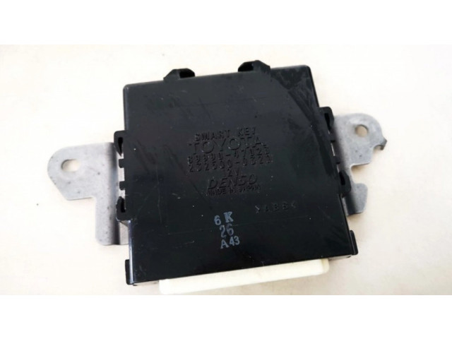 Блок управления 8999047023, 89990-47023  232500-0320   Toyota Prius (XW30)