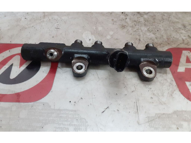 Vstřikovací lišta 175215346R   Dacia Dokker     