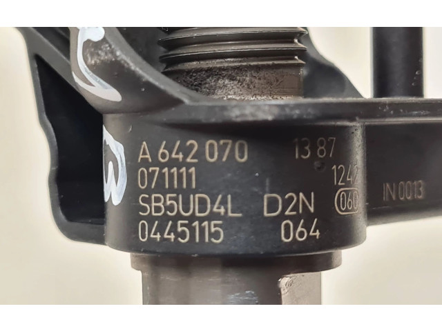 Vstřikovač A6420701387, 071111   Mercedes-Benz R W251     