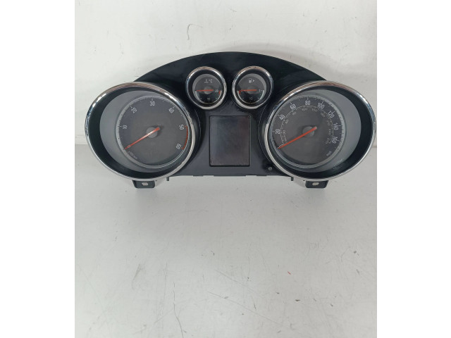 Přístrojová deska  Opel Zafira C 2012 13374905, 600775881  