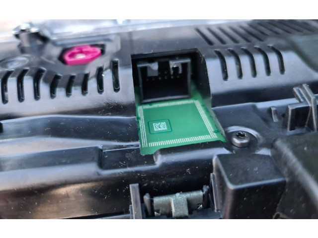Панель приборов 8709815, 0002301599   BMW 4 G22 G23 G24 G26       