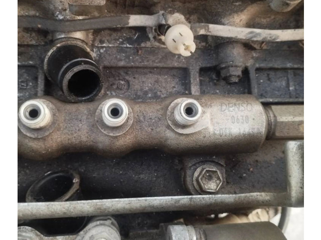 Vstřikovací lišta 01k16418   Toyota Auris 150     
