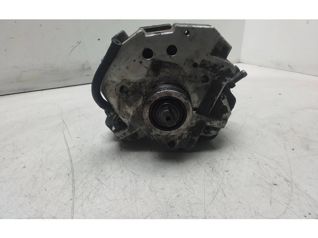 Vstřikovací čerpadlo 8689590   Volvo S60     