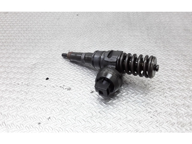 Vstřikovač 038130073AK   Volkswagen Sharan    AUY 