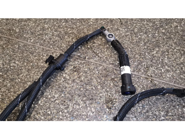 Vstřikovací lišta 059130296S   Audi A7 S7 4K8  pro naftový motor 3.0  