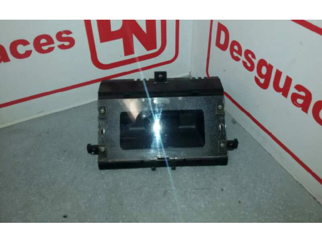 Pojistková skříňka Řídící jednotka BSM 7700808847   Renault Scenic I 1992