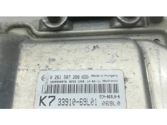 Блок управления двигателя 0261S07288   Suzuki Swift