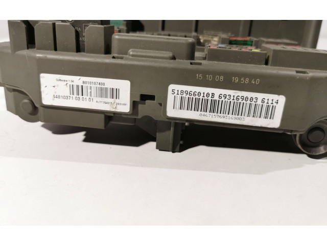   Pojistková skříňka B010107400, F0069126941   BMW X6 E71 2009