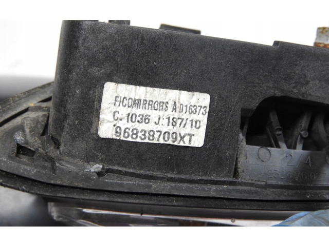 Zpětné zrcátko  Peugeot 3008 I 2009  96838709XT, 20EA33  