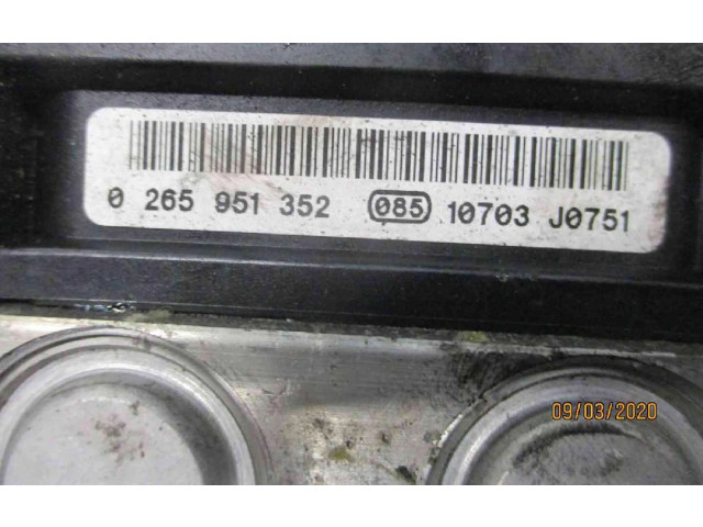 Jednotka ABS 0064316712, A0064316712   Mercedes-Benz A W169 2004