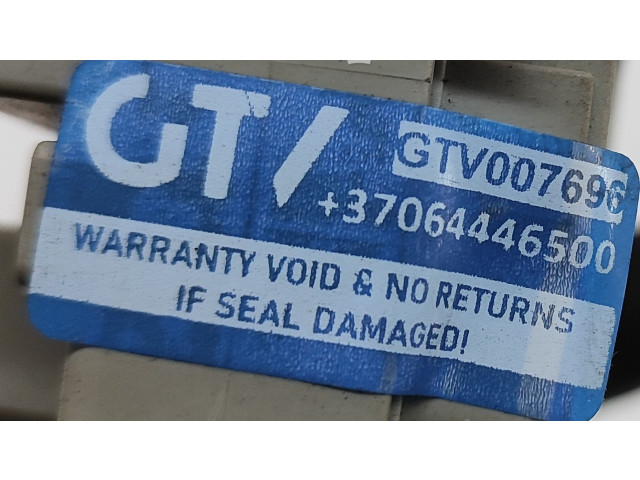 Блок предохранителей YQE000070, YWC104500   MG ZS    