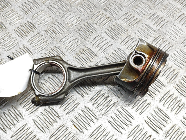  Поршень B48 A20 A 9488343, 8662616  BMW 2 F44 для бензинового двигателя 2.0