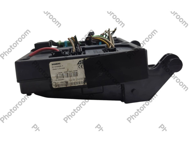 Блок предохранителей S110730200F, 7M3962258L   Ford Galaxy    