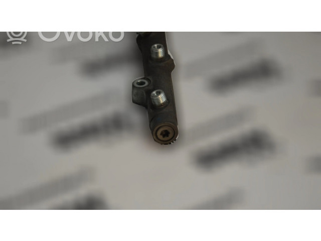 Vstřikovací lišta 0445216002   BMW 5 E39  pro naftový motor 3.0 M57 D30 (306D1) 530 d