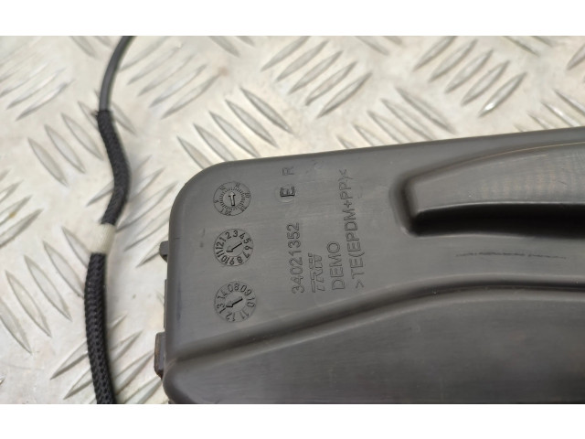 Подушка безопасности в сиденье AV11R611D10AE   Ford B-MAX