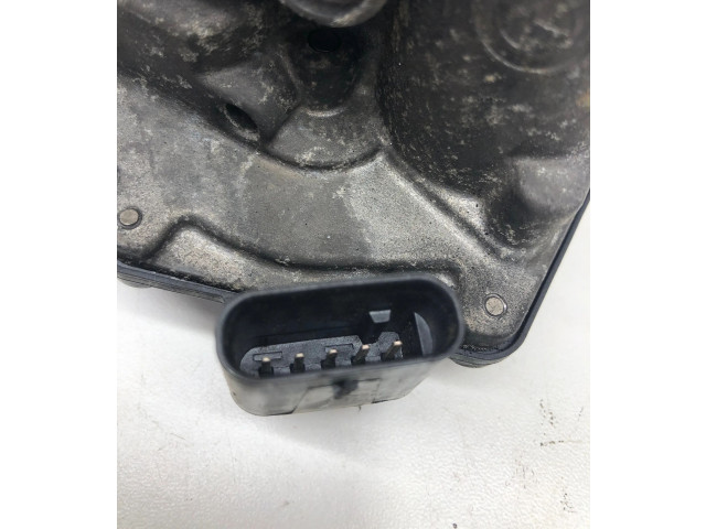 Pojistková skříňka Дроссельная заслонка 7810752, 10378511   BMW 5 F10 F11 2011