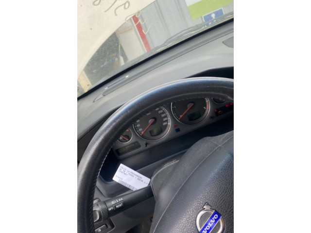 Volant Volvo XC70 2003   