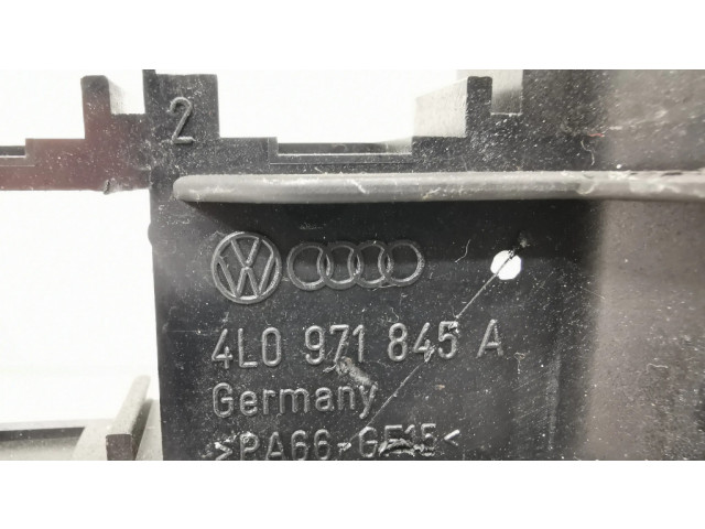 Блок предохранителей  4L0971845A   Audi Q7 4L    