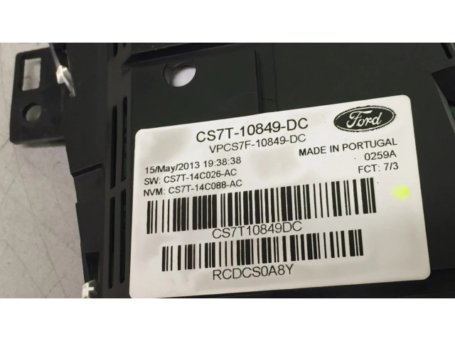 Přístrojová deska  Ford Mondeo MK IV 2013 CS7T10849DC  