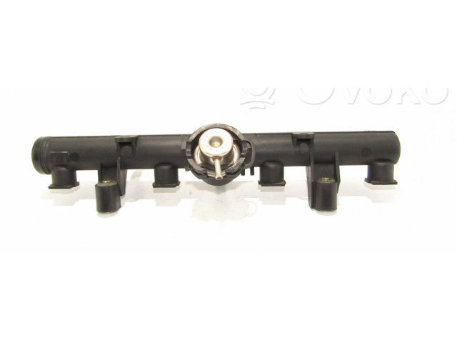 Vstřikovací lišta 030133319AA   Volkswagen Lupo  pro benzínový motor 1.4 AKQ 