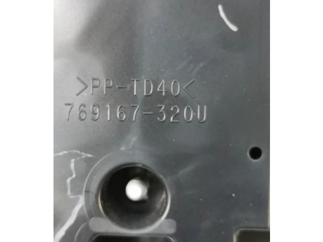 Přístrojová deska  Peugeot 108 2017 769167320U  